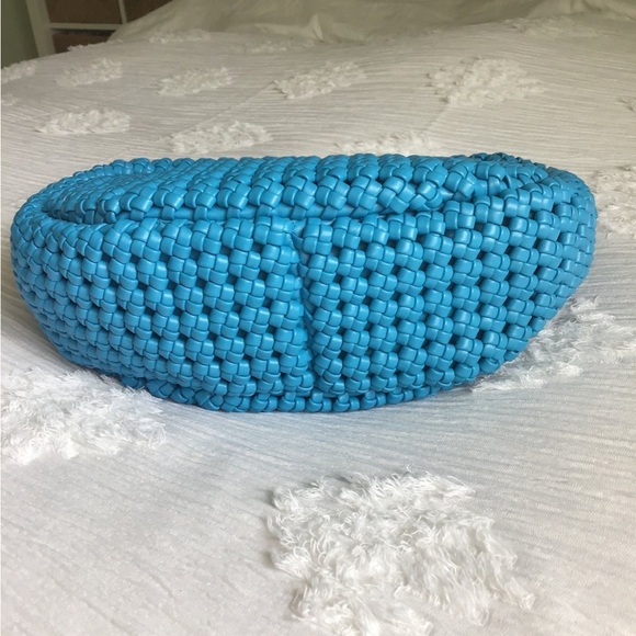 Statement Piece! Bold Handwoven Blue Bag - Picture 6 of 6